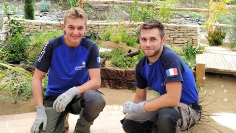 Kerian Blaise et Louis Lecler, binôme champion de France, issu de la région Grand Est, préparent leur participation aux Olympiades mondiales des métiers à Talinn, en Estonie, fin octobre. ©EAP49